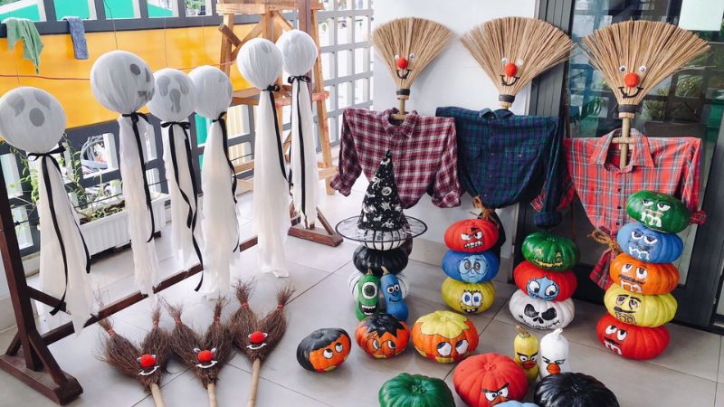 Một số ý tưởng trang trí Halloween bằng các vật dụng đơn giản.