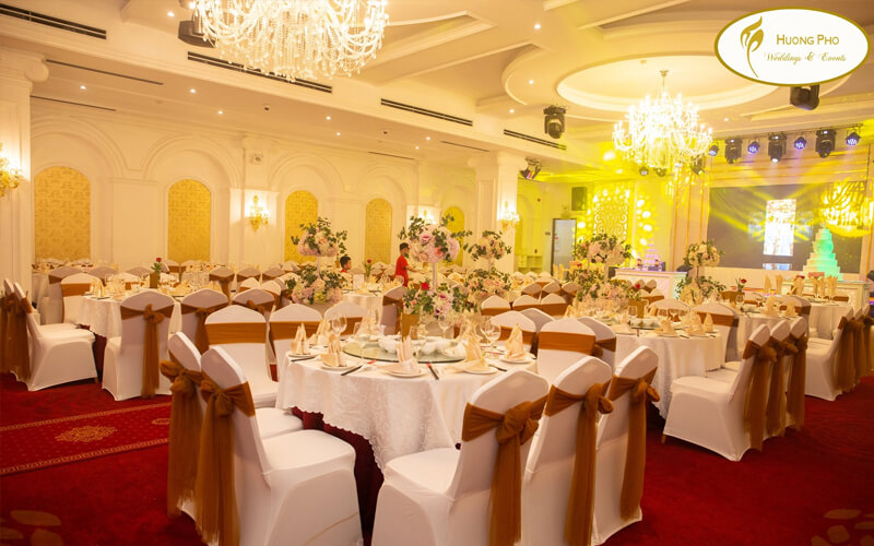 Nhà hàng tiệc cưới Hương Phố